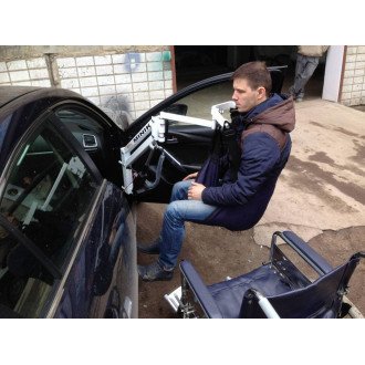 Подъёмник для инвалидов O-Savva Minik в автомобиль в 