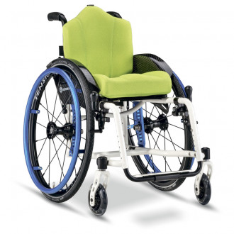 Детское кресло-коляска активного типа Berollka Findus в 