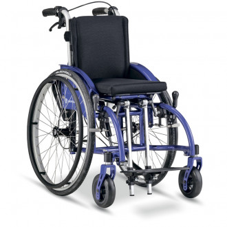 Детское кресло-коляска активного типа Berollka Traxx в 